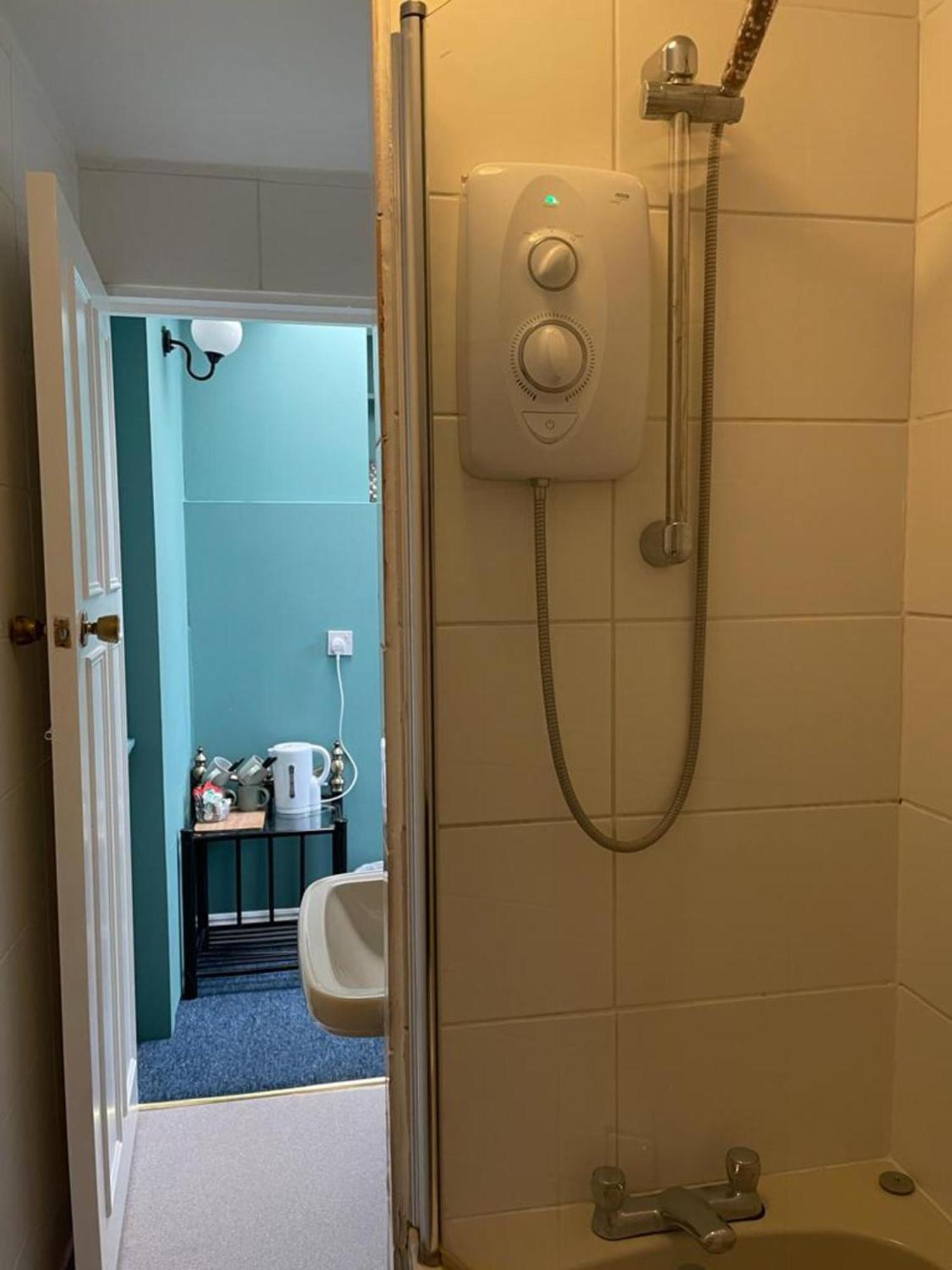 Oyo No 3 Hotell Bath Eksteriør bilde