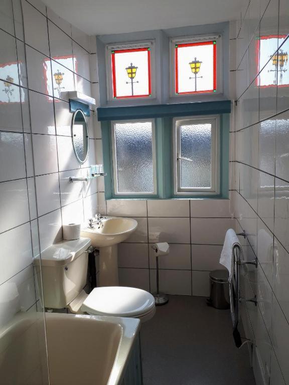 Oyo No 3 Hotell Bath Eksteriør bilde